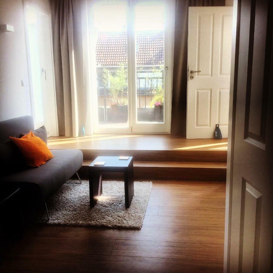 Appartement In Pempelfort - *