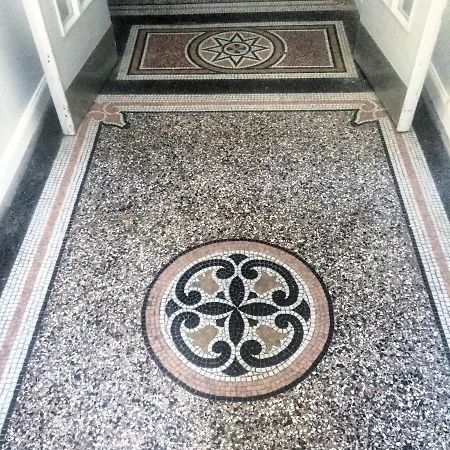 In Pempelfort - * Dusseldorf